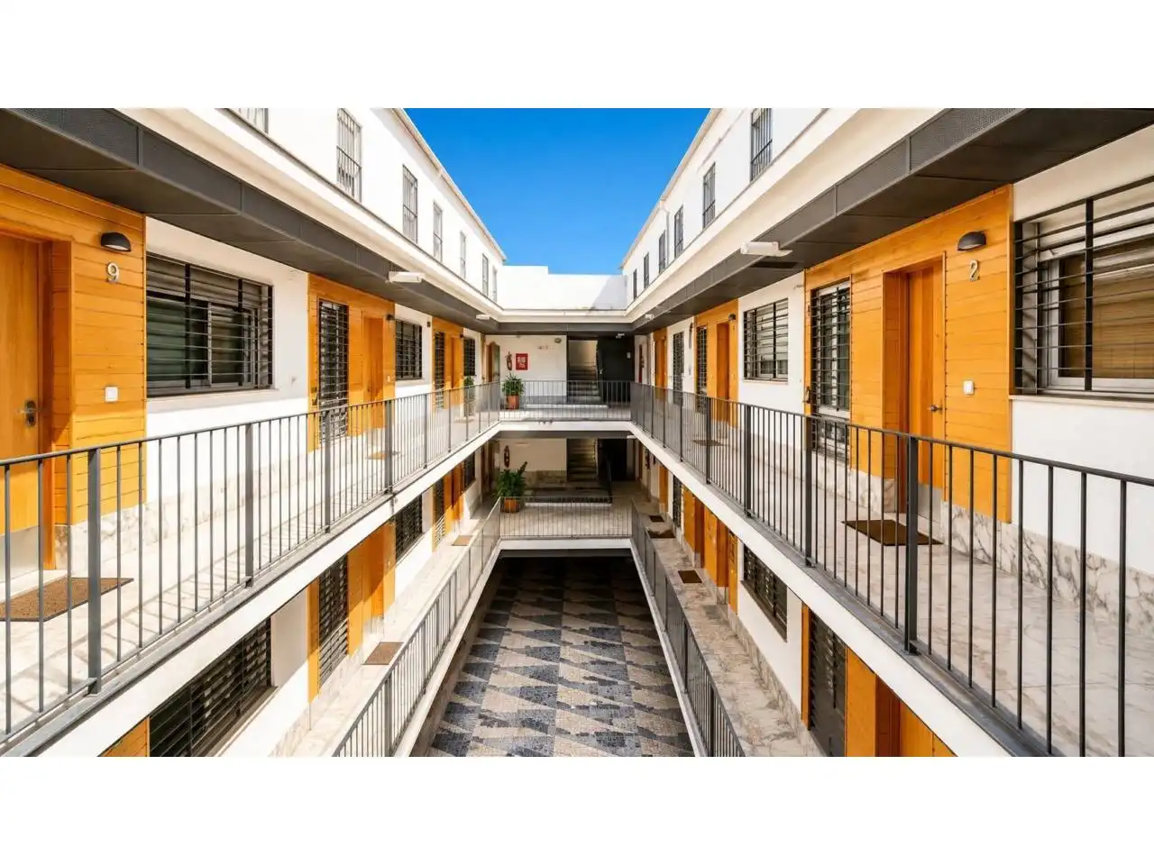 Vista exterior de Dúplex en venda en Badajoz amb Traster