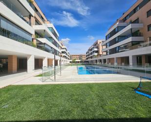 Swimming pool of Attic to rent in  Madrid Capital  with Air Conditioner, Heating and Terrace