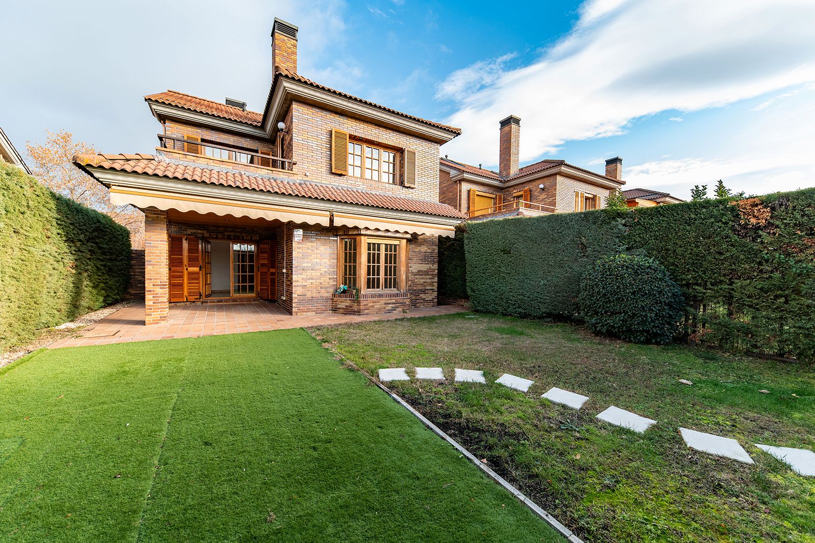 Casa adosada en venda a El Cantizal