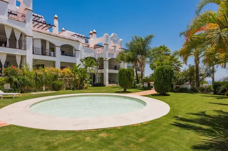 Jardín de Apartamento en venta en Marbella con Aire acondicionado, Calefacción y Parquet