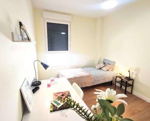 Bedroom of Flat to share in Alfara del Patriarca  with Air Conditioner, Heating and Terrace