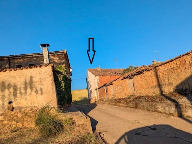 Terreno residencial en Venta en Calle Iglesia, 11 en Fuentepinilla