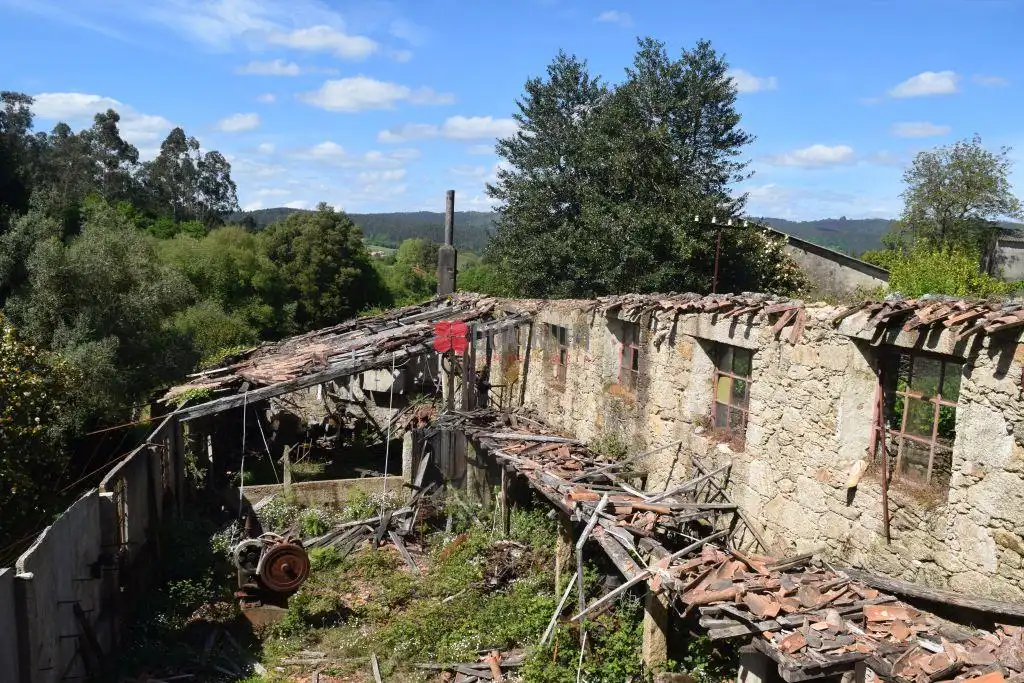 Vista exterior de Casa o xalet en venda en Santiago de Compostela  amb Jardí privat