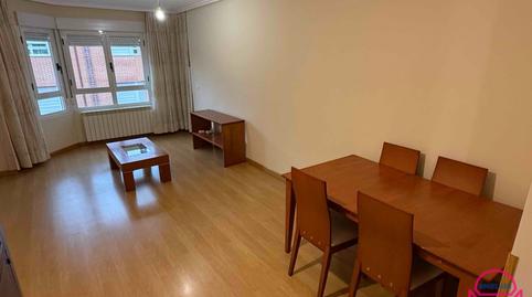 Foto 2 de Pis de lloguer a Jacinto Benavente, Villaquilambre, León