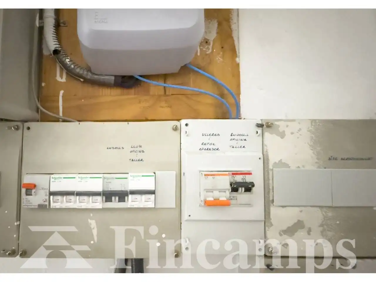 Commercial properties for rent in Sabadell  with Air Conditioner and Alarm