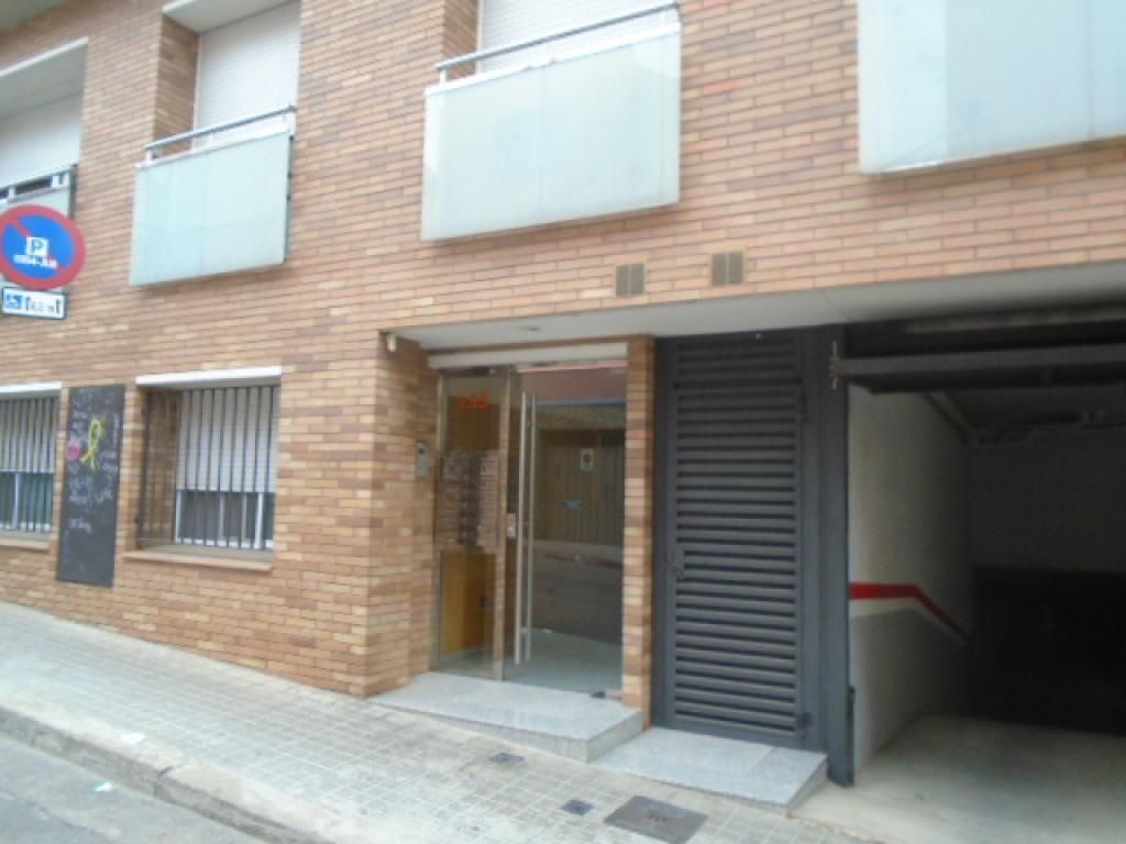 Vista exterior de Garatge en venda en Sabadell