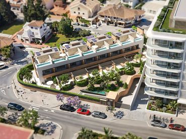 Adossat d'obra nova amb balcó en venda a Avenida Santa Amalia 6