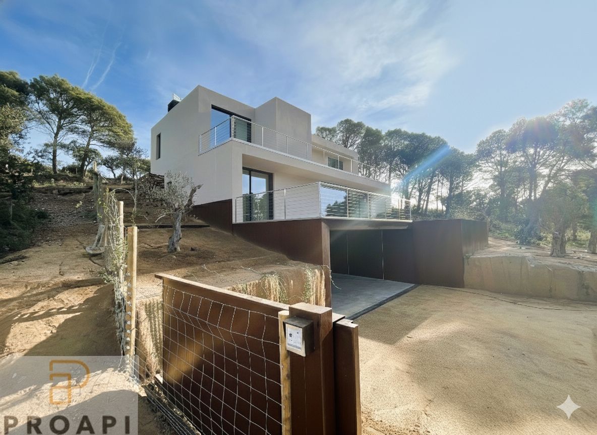 Vista exterior de Casa o xalet en venda en Begur amb Aire condicionat, Calefacció i Jardí privat