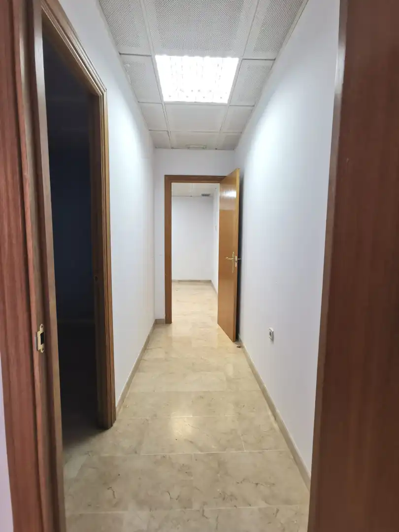 Office space with lift for sale in Calle Lobero 12, imagen 13