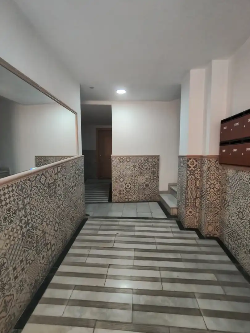 Study for sale in Granada  with Air Conditioner, Heating and Furnished