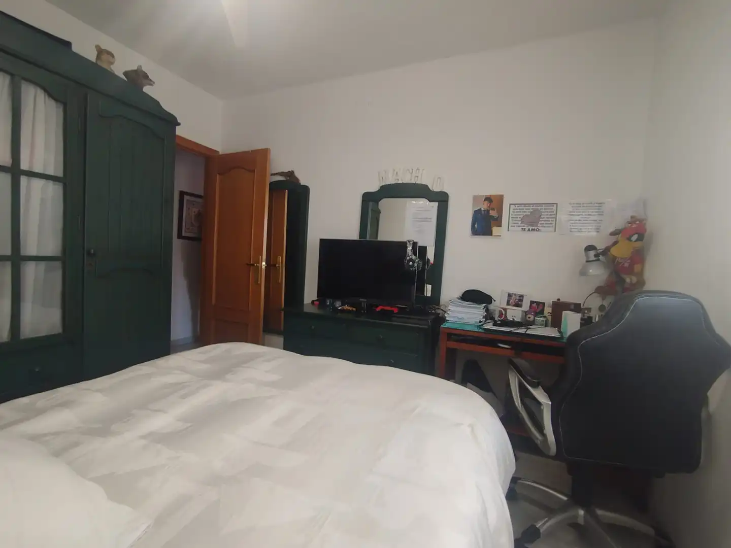 Schlafzimmer von Dachboden zum Verkauf in Albolote mit Terrasse, Abstellraum und Möbliert