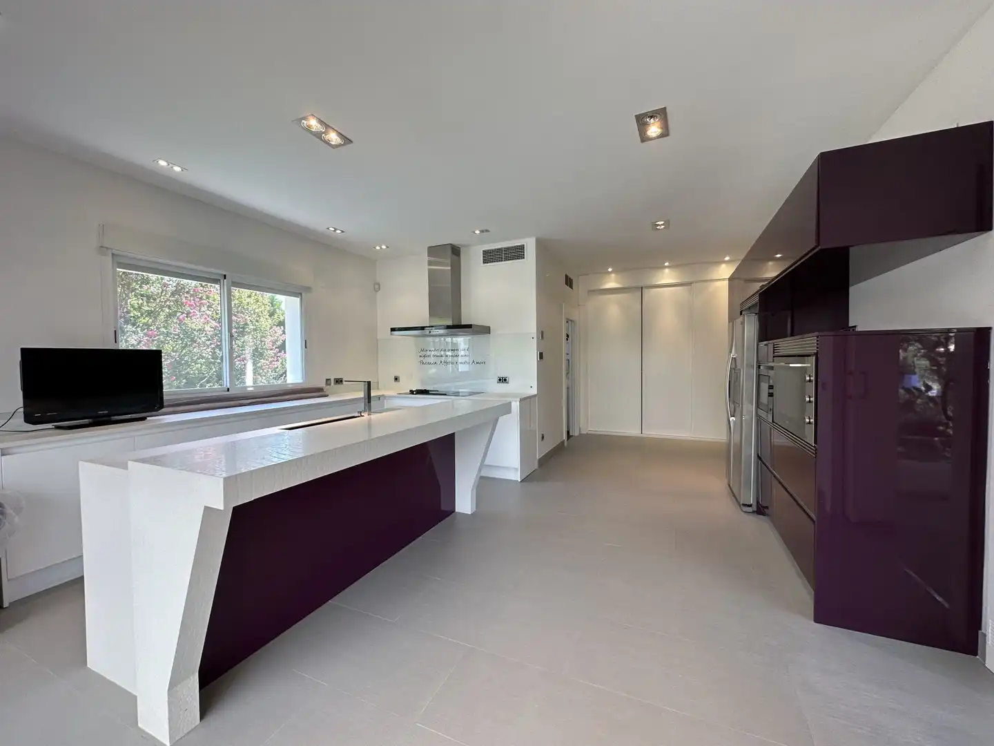 Cocina de Casa o chalet en venta en Boadilla del Monte con Aire acondicionado, Jardín privado y Trastero