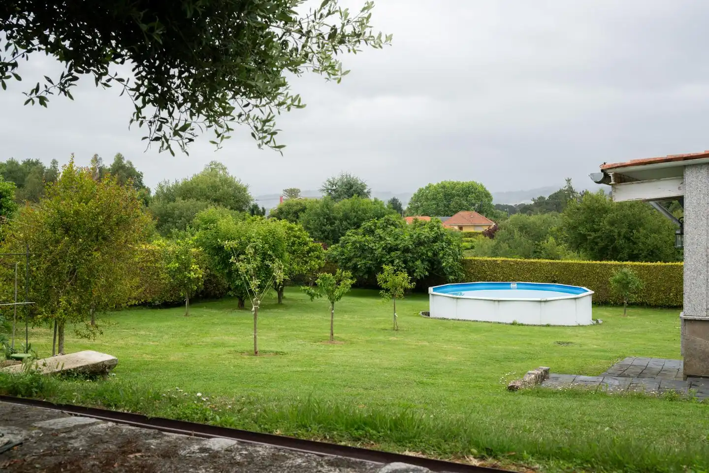 Swimming pool of Houses for sale in Bergondo  with Heating, Private garden and Swimming Pool