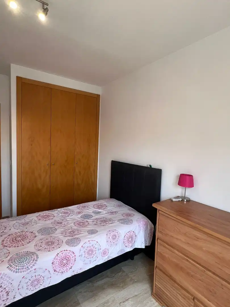 Schlafzimmer von Dachboden zur Miete in Massamagrell mit Klimaanlage, Heizung und Terrasse