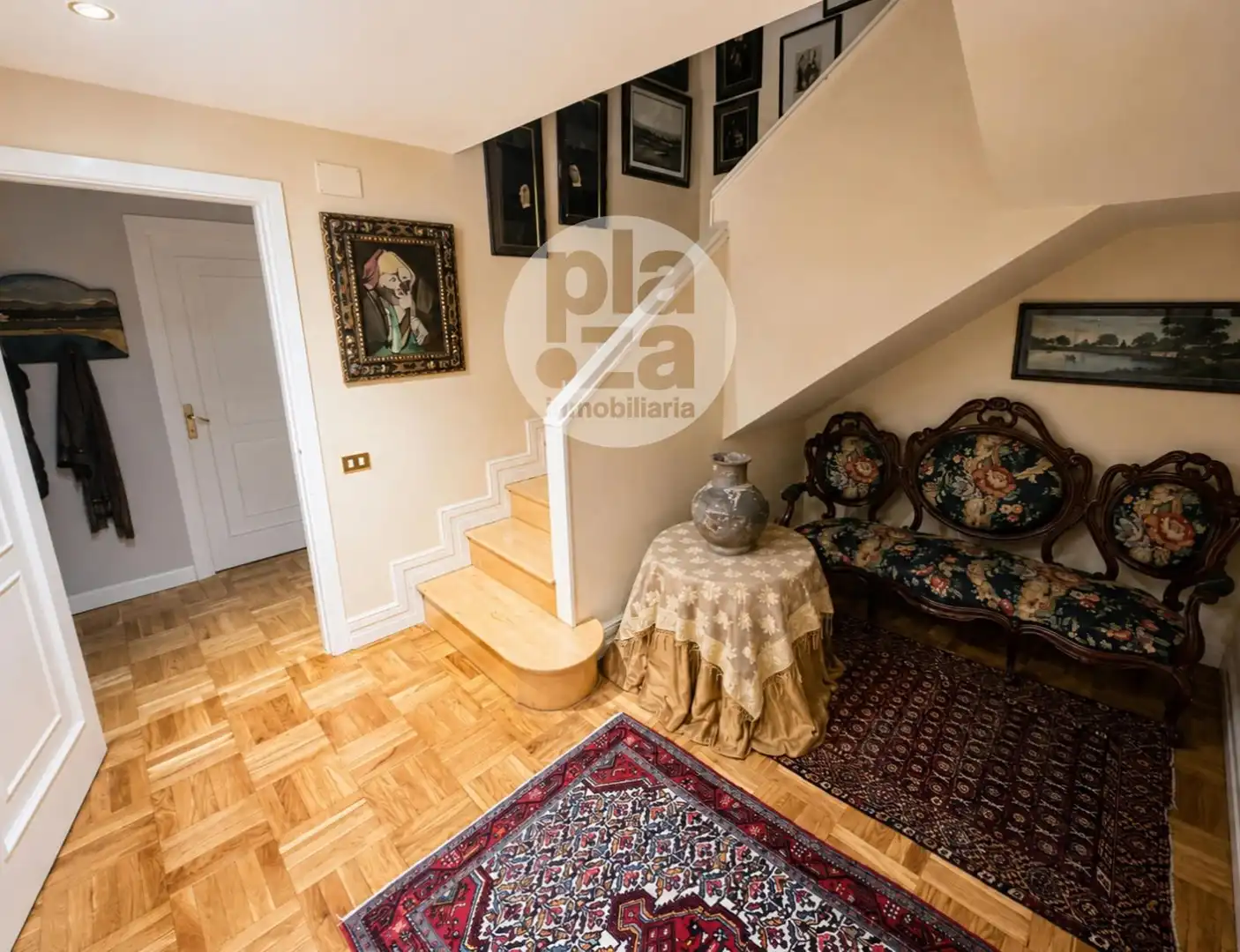 Maisonette zum Verkauf in Burgos mit Heizung, Terrasse und Abstellraum