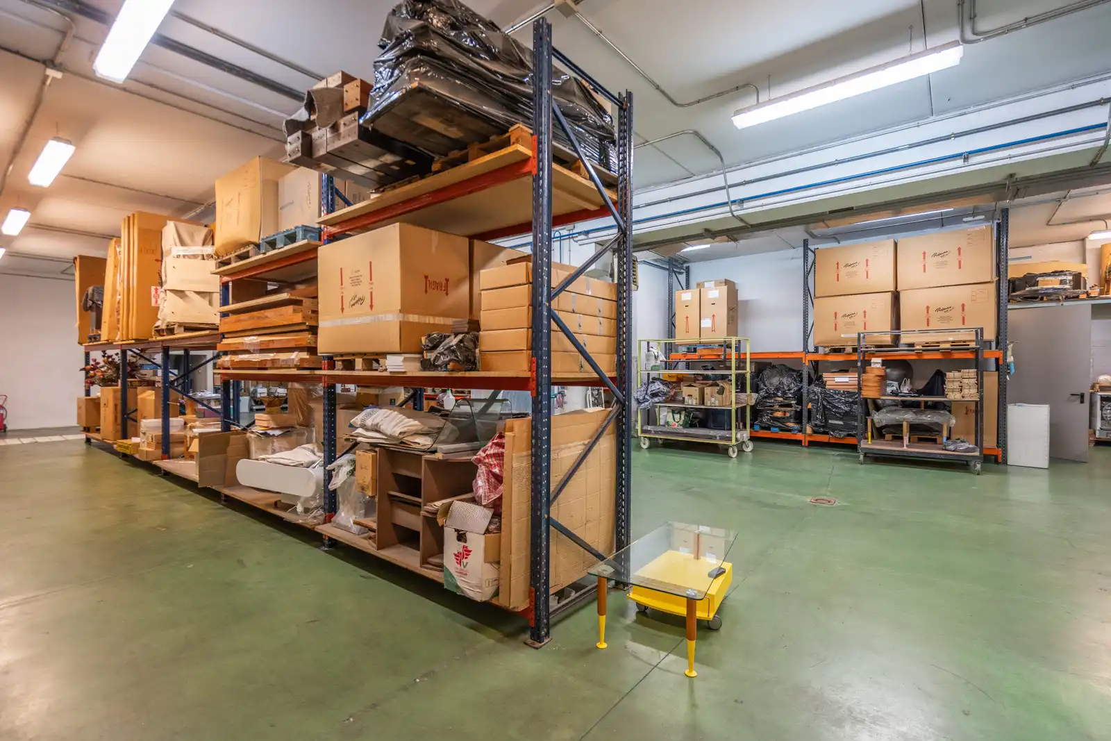 Fabrikhallen zur Miete in Móstoles