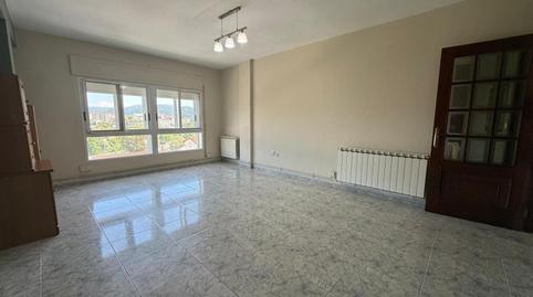 Foto 2 de Piso en venta en Praza Jesús Ferro Couselo 3º, Vistahermosa, Ourense Capital