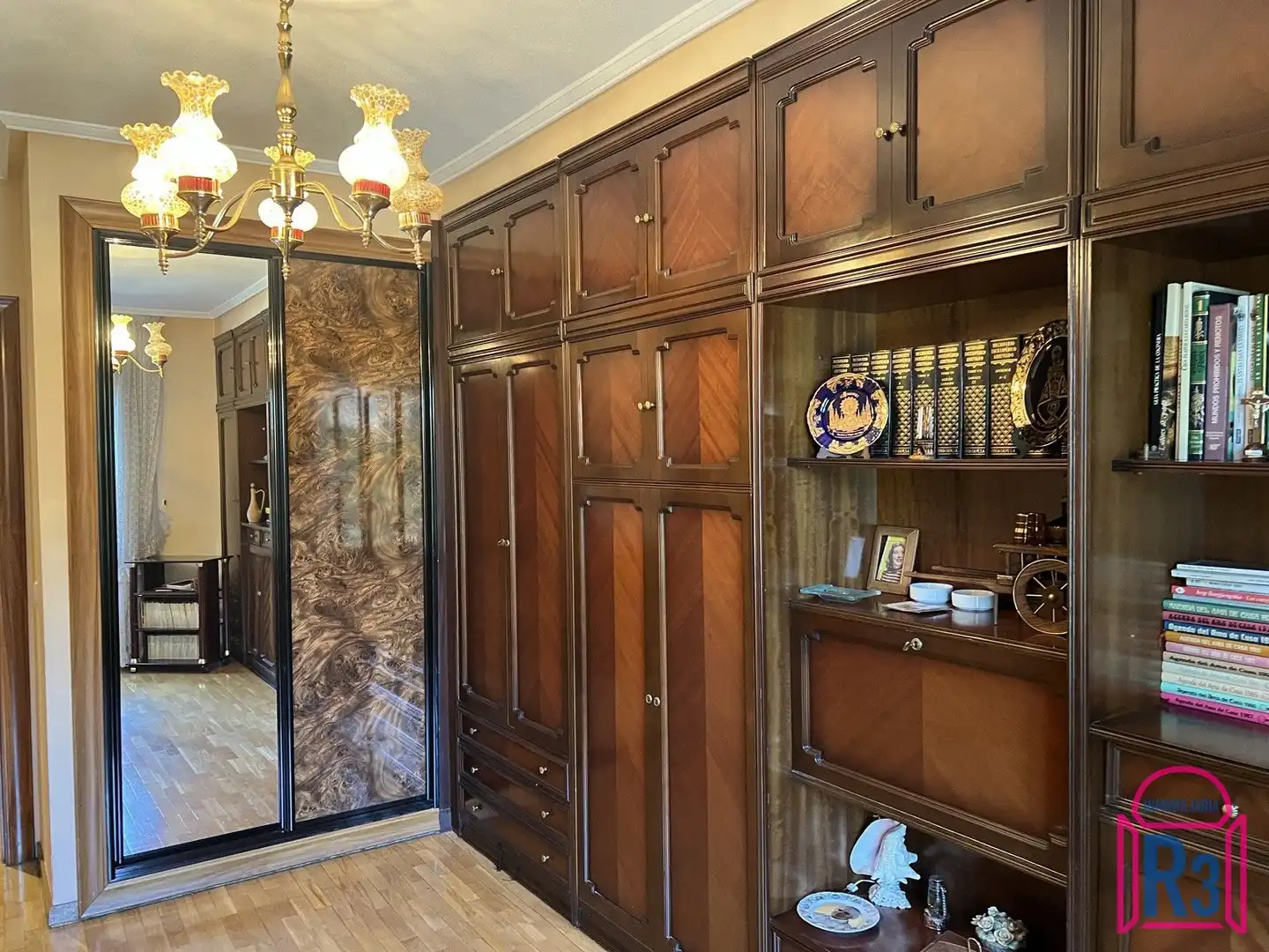 Piso en venta en León Capital  con Calefacción, Terraza y Trastero