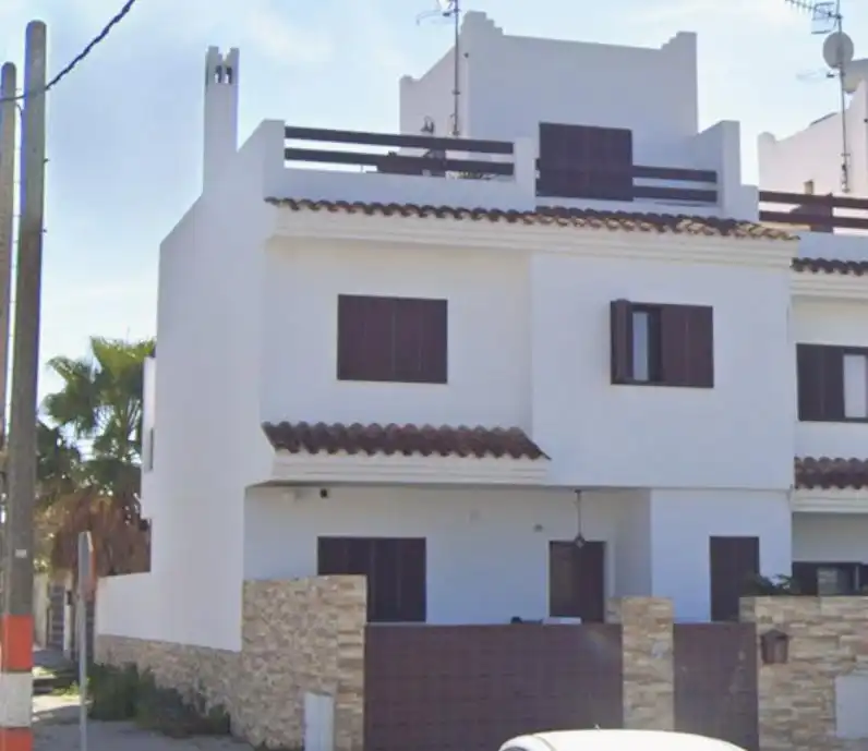 Vista exterior de Casa adosada en venta en Sanlúcar de Barrameda con Calefacción, Jardín privado y Terraza