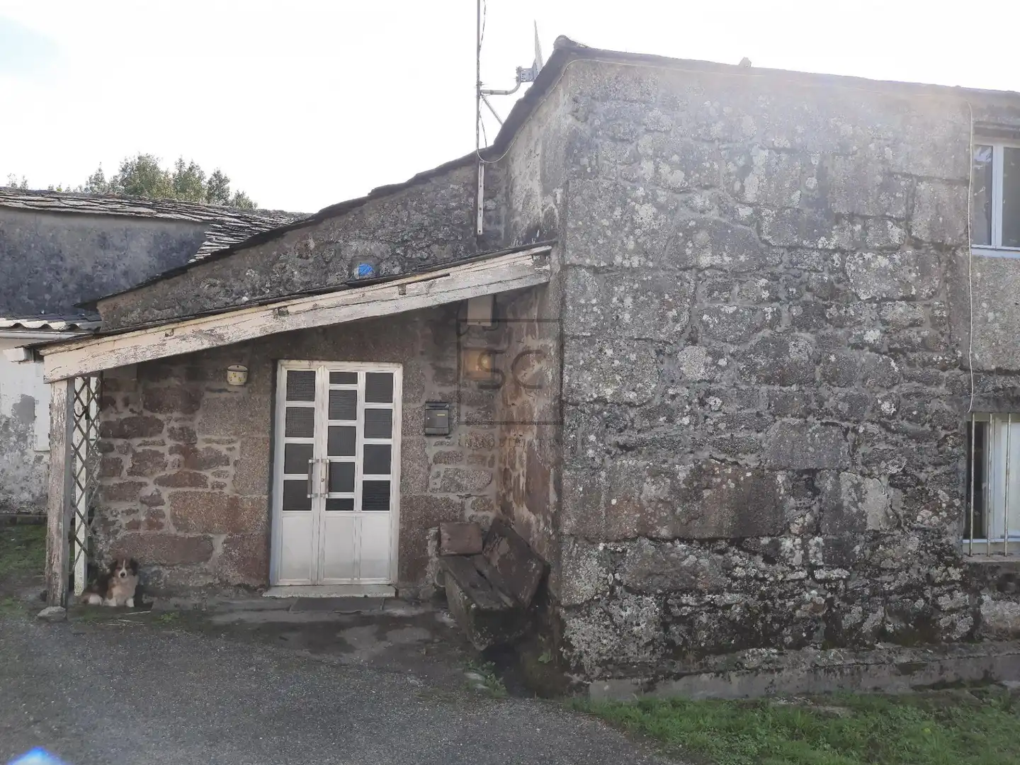 Vista exterior de Finca rústica en venda en As Pontes de García Rodríguez  amb Jardí privat