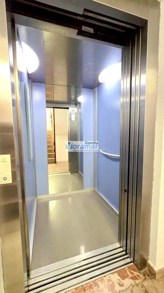 Apartamento de alquiler en Gandia con Aire acondicionado, Calefacción y Piscina comunitaria