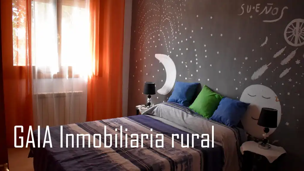 Schlafzimmer von Einfamilien-Reihenhaus zum Verkauf in Caspe