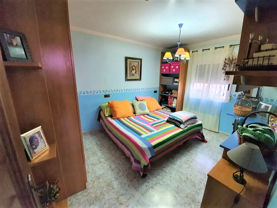 Habitación de Casa o chalet en venta en Elche / Elx con Terraza, Balcón y Alarma