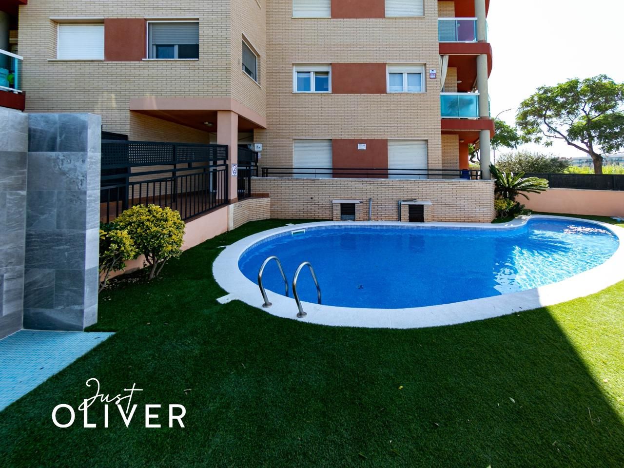 Swimming pool of Apartment for sale in Cambrils  with Terrace and Community pool
