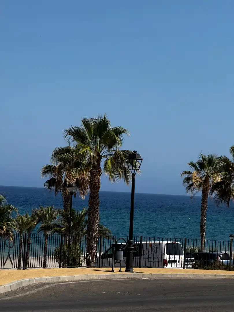 Vista exterior de Local en traspaso en Mojácar con Aire acondicionado y Terraza