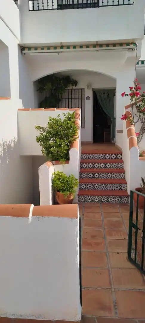 Casa adosada en venta en Motril con Aire acondicionado, Terraza y Trastero
