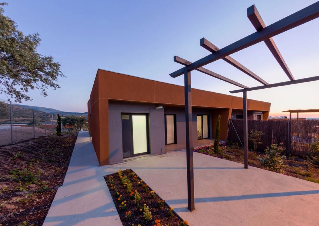 Vista exterior de Casa adosada en venta en Vegas de Matute con Calefacción, Jardín privado y Horno