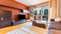 Exterior view of Flat for sale in  Barcelona Capital  with Air Conditioner and Terrace