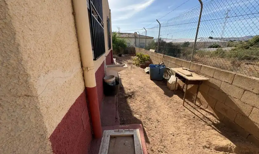Vista exterior de Casa o xalet en venda en Níjar amb Jardí privat, Terrassa i Piscina