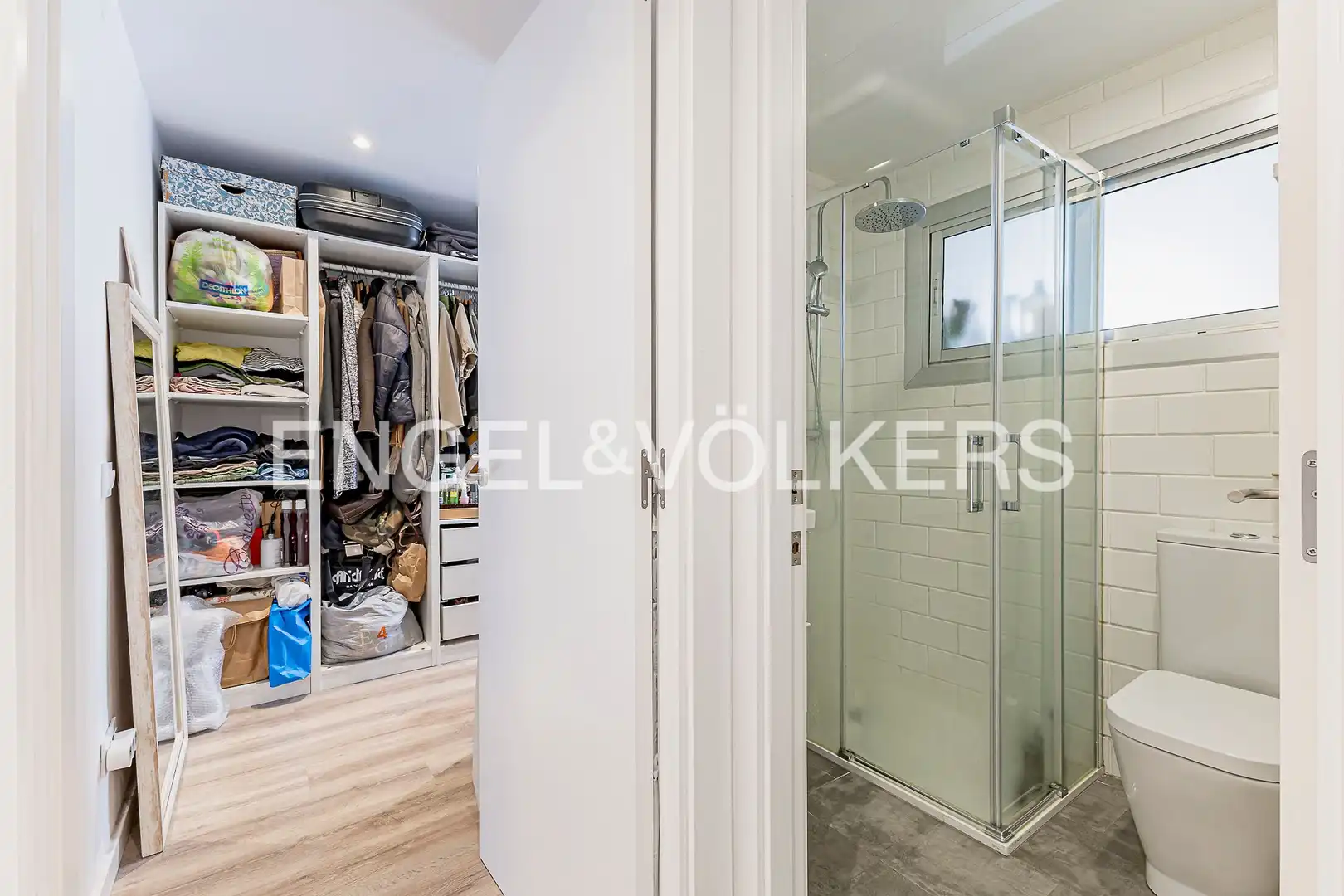Habitación de Piso en venta en Barcelona con Calefacción, Parquet y Terraza