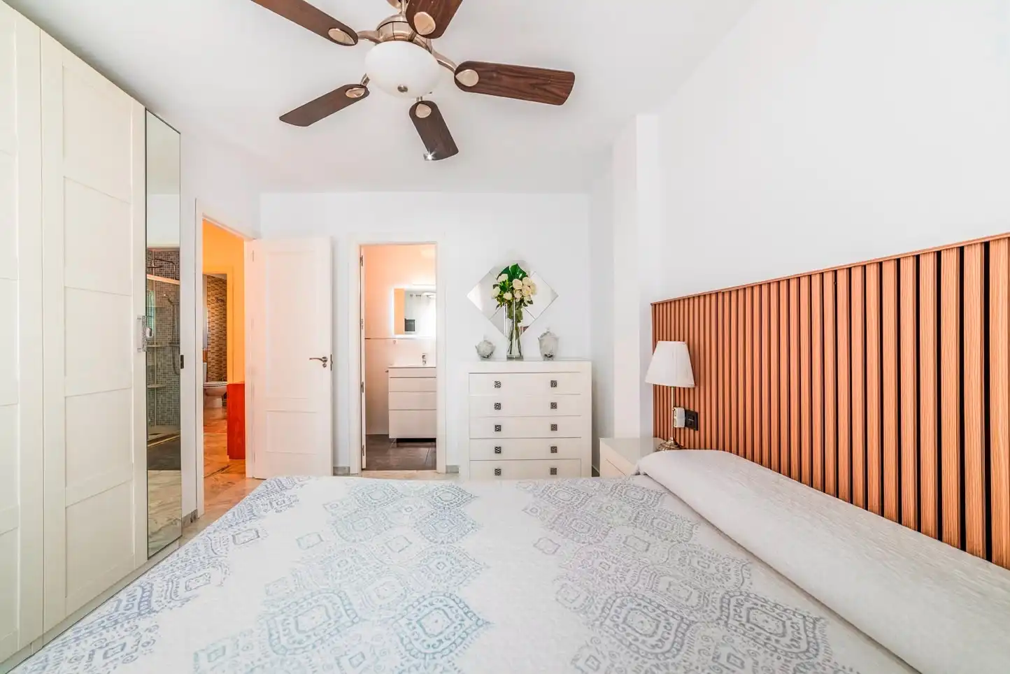 Bedroom of Detached homes for sale in Bormujos  with Air Conditioner