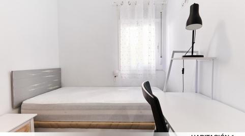 Foto 2 de Apartament per a compartir a La Buhaira, Sevilla