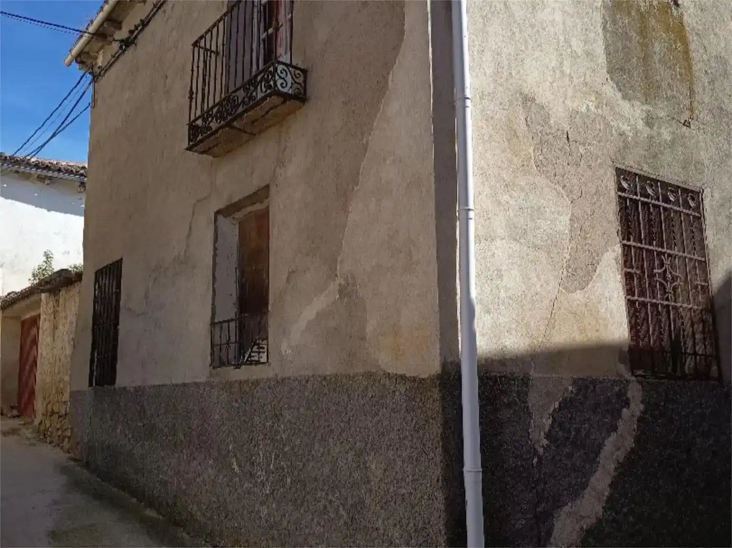 Vista exterior de Casa adosada en venda en Arbancón
