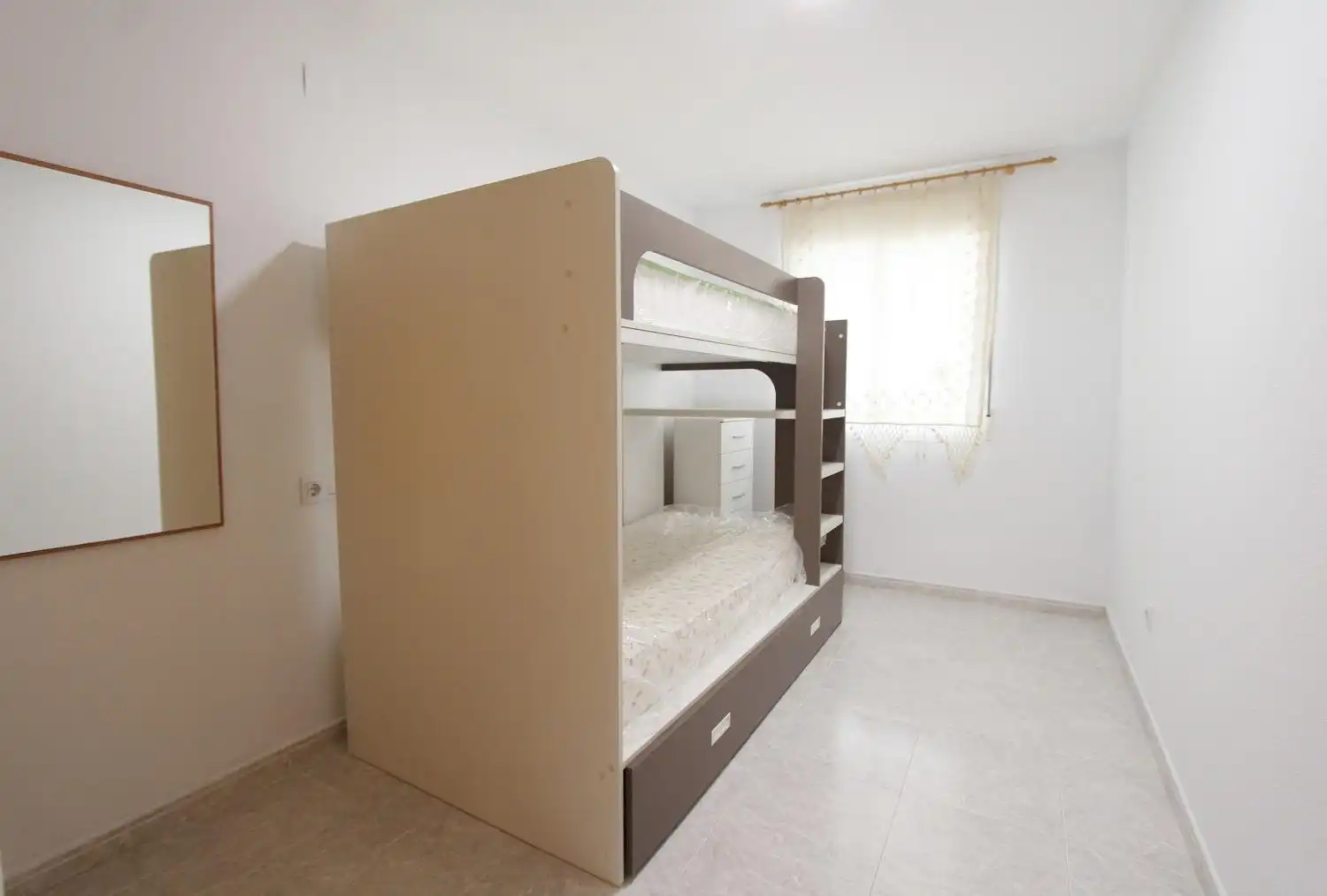 Bedroom of Flat for sale in Oropesa del Mar / Orpesa  with Air Conditioner, Terrace and Storage room