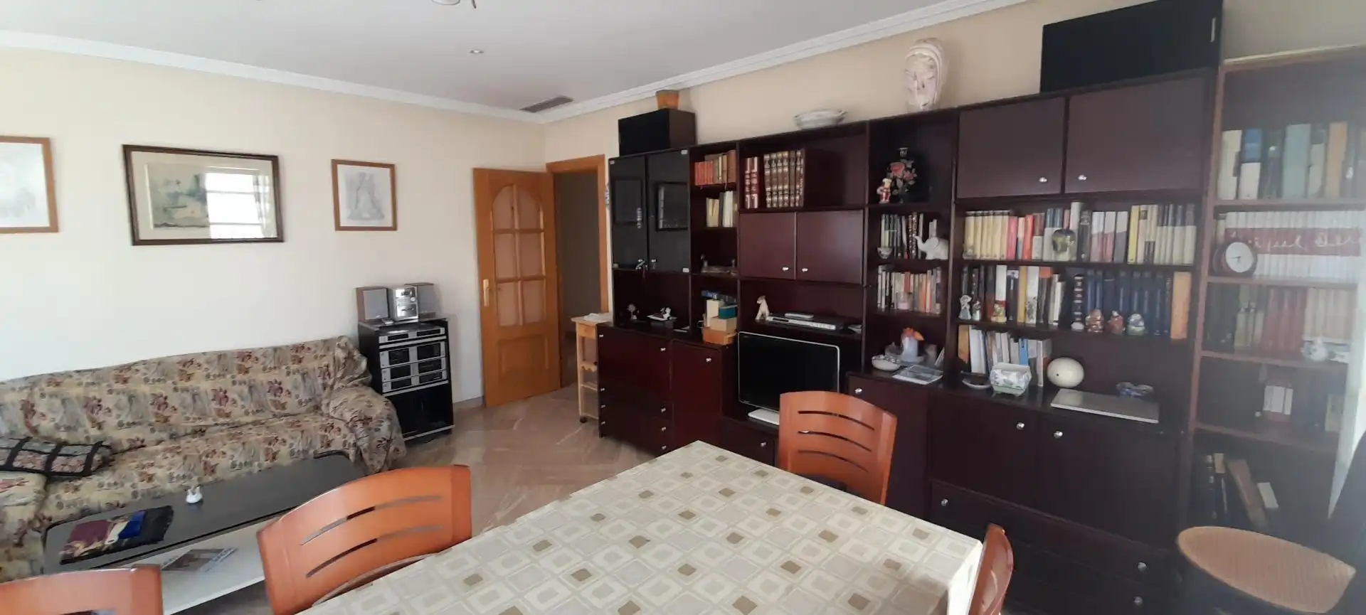 Wohnzimmer von Wohnung zur Miete in Elche / Elx mit Klimaanlage, Möbliert und Balkon