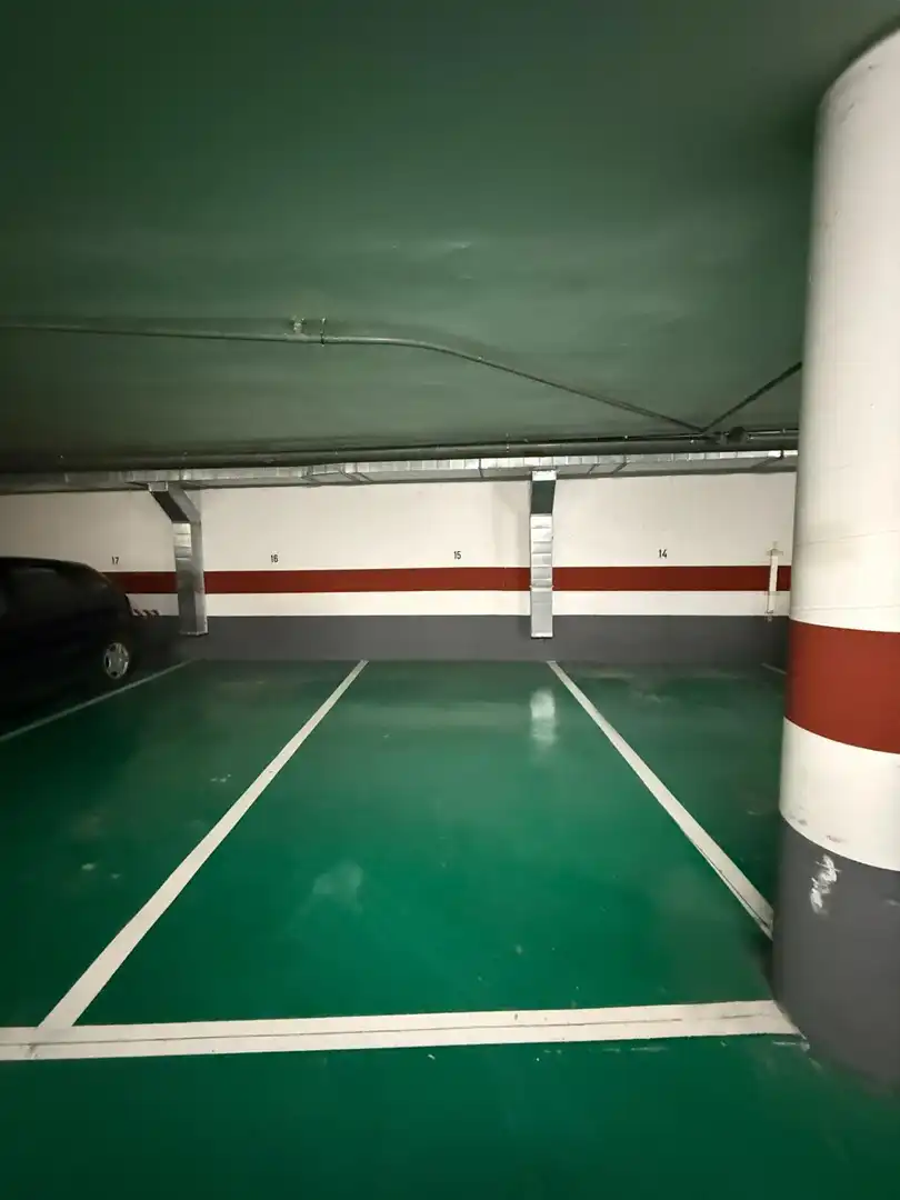Parking de Piso en venta en Pinseque con Balcón