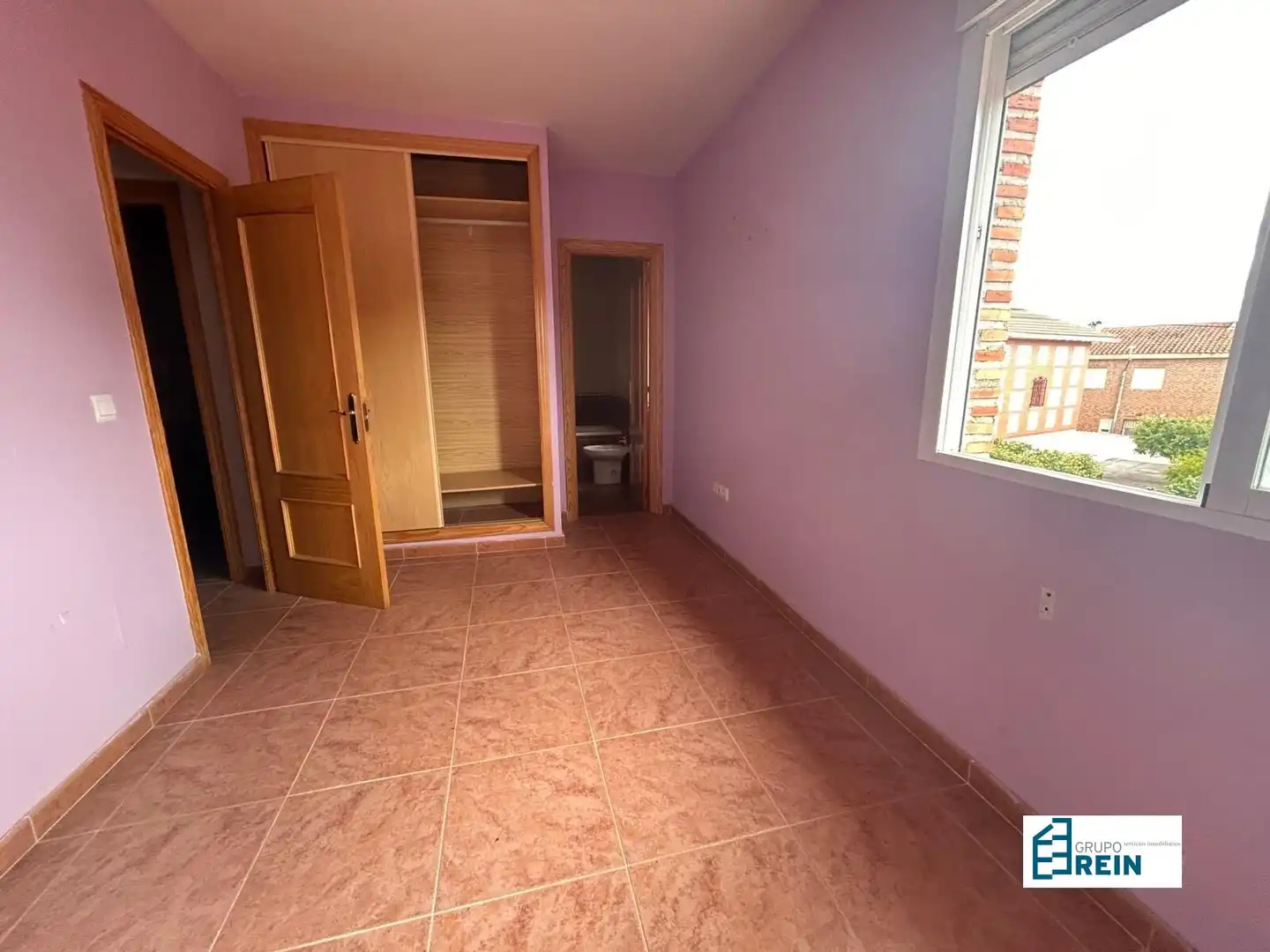 Bedroom of Detached homes for sale in Recas  with Private garden and Furnished