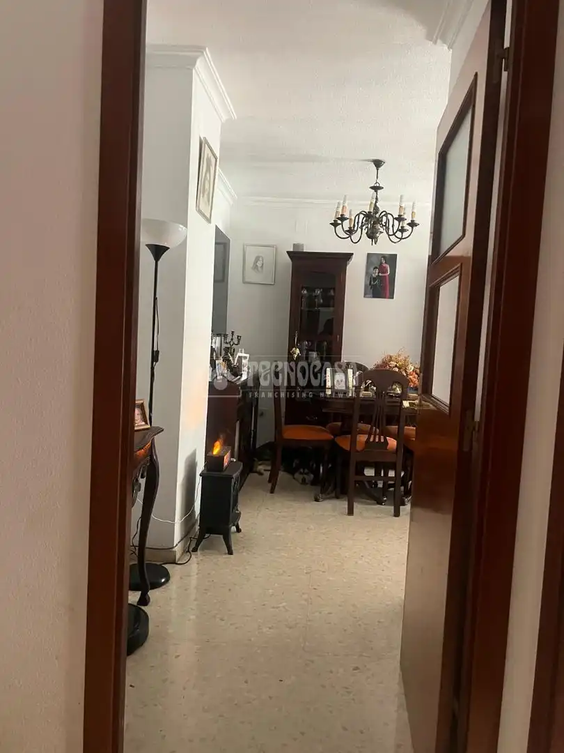 Dining room of Flat for sale in Sevilla  with Air Conditioner, Heating and Storage room
