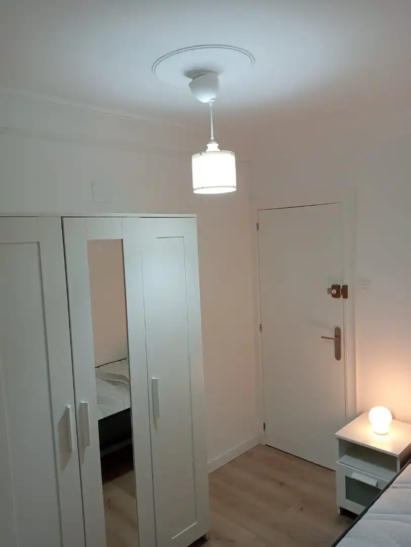 Habitación de Piso en venta en Zaragoza con Aire acondicionado, Calefacción y Amueblado