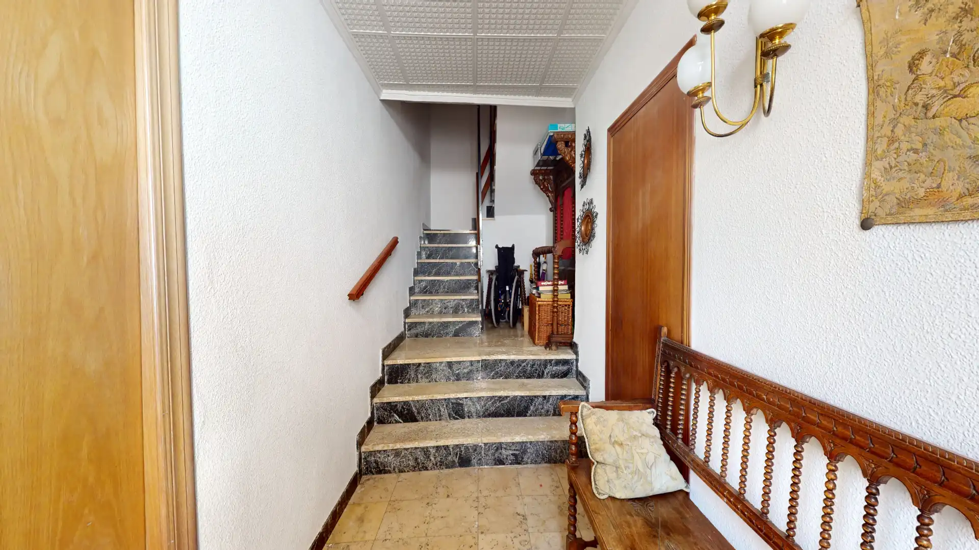 Wohnung zum Verkauf in Sax mit Klimaanlage, Terrasse und Balkon