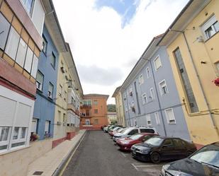 Vista exterior de Pis en venda en Torrelavega 