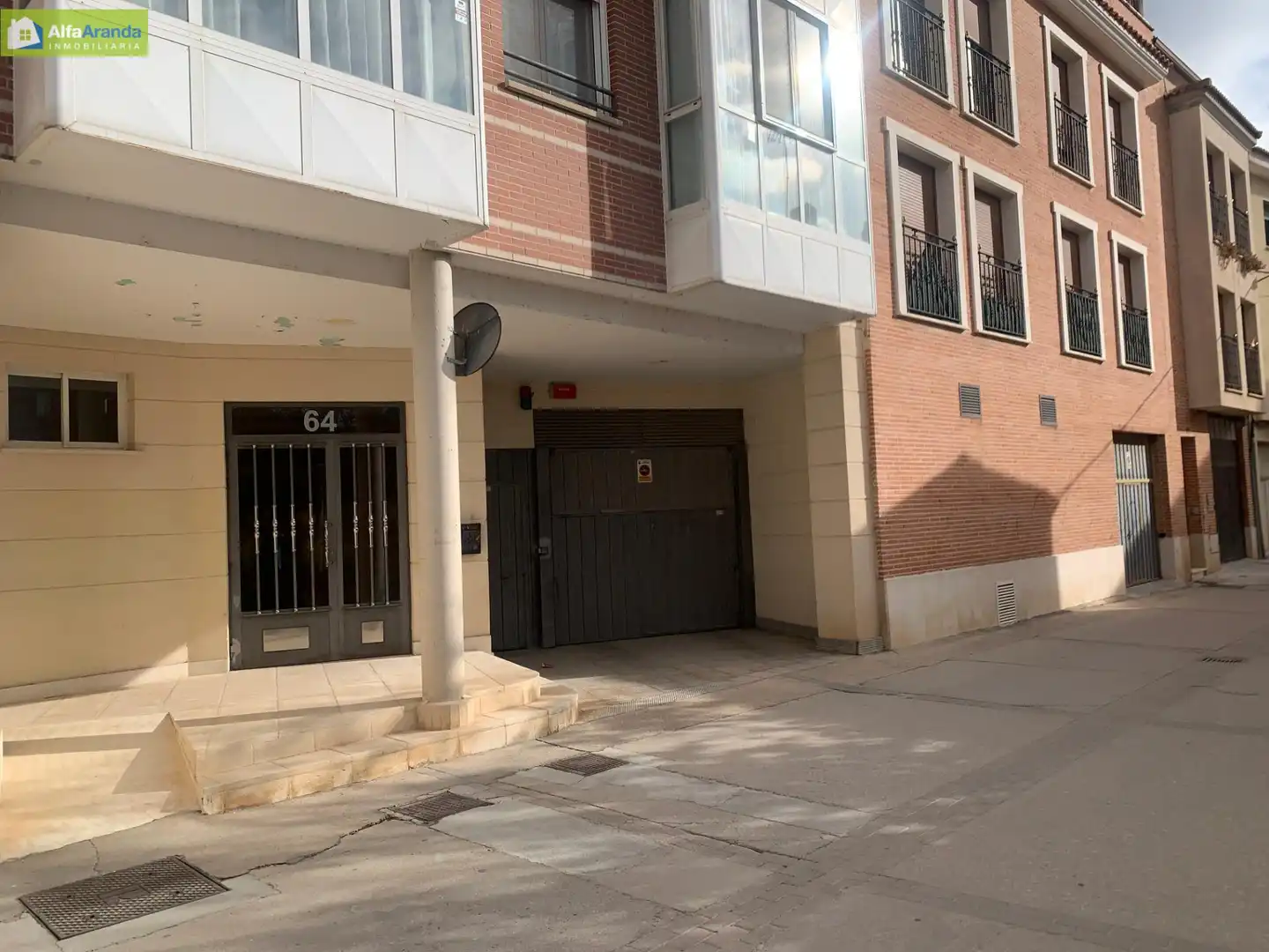 Exterior view of Garage for sale in Aranda de Duero