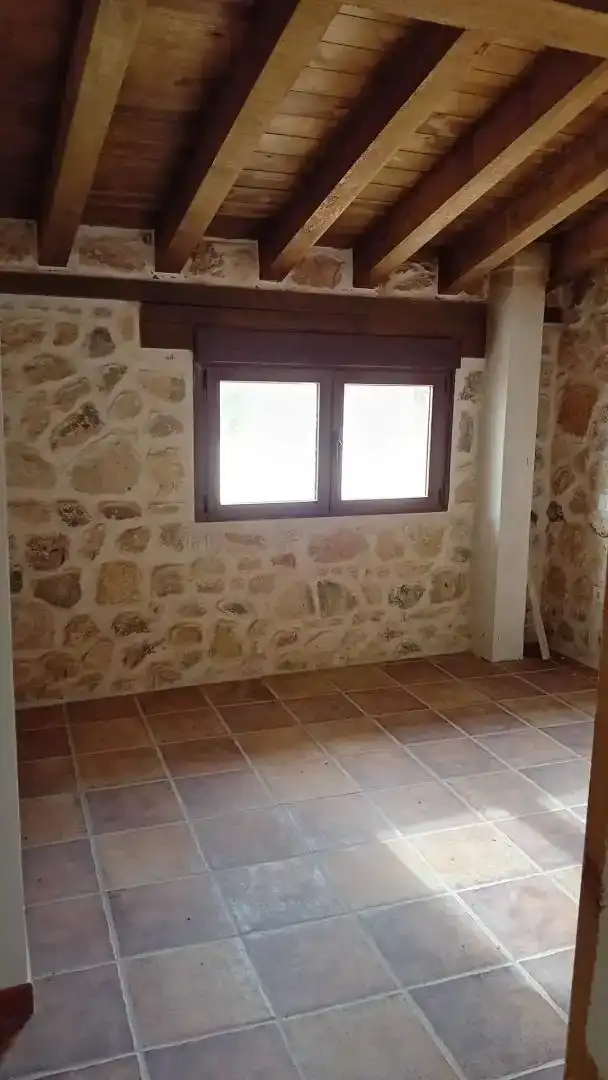 Finca rústica en venta en Adrados con Jardín privado, Parquet y Trastero