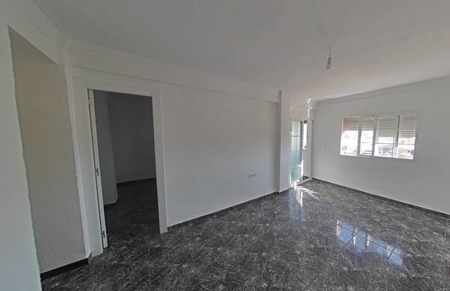 Piso en Venta en C/ Cortijo de Echarte en Dos Hermanas - Nuevo San Andrés