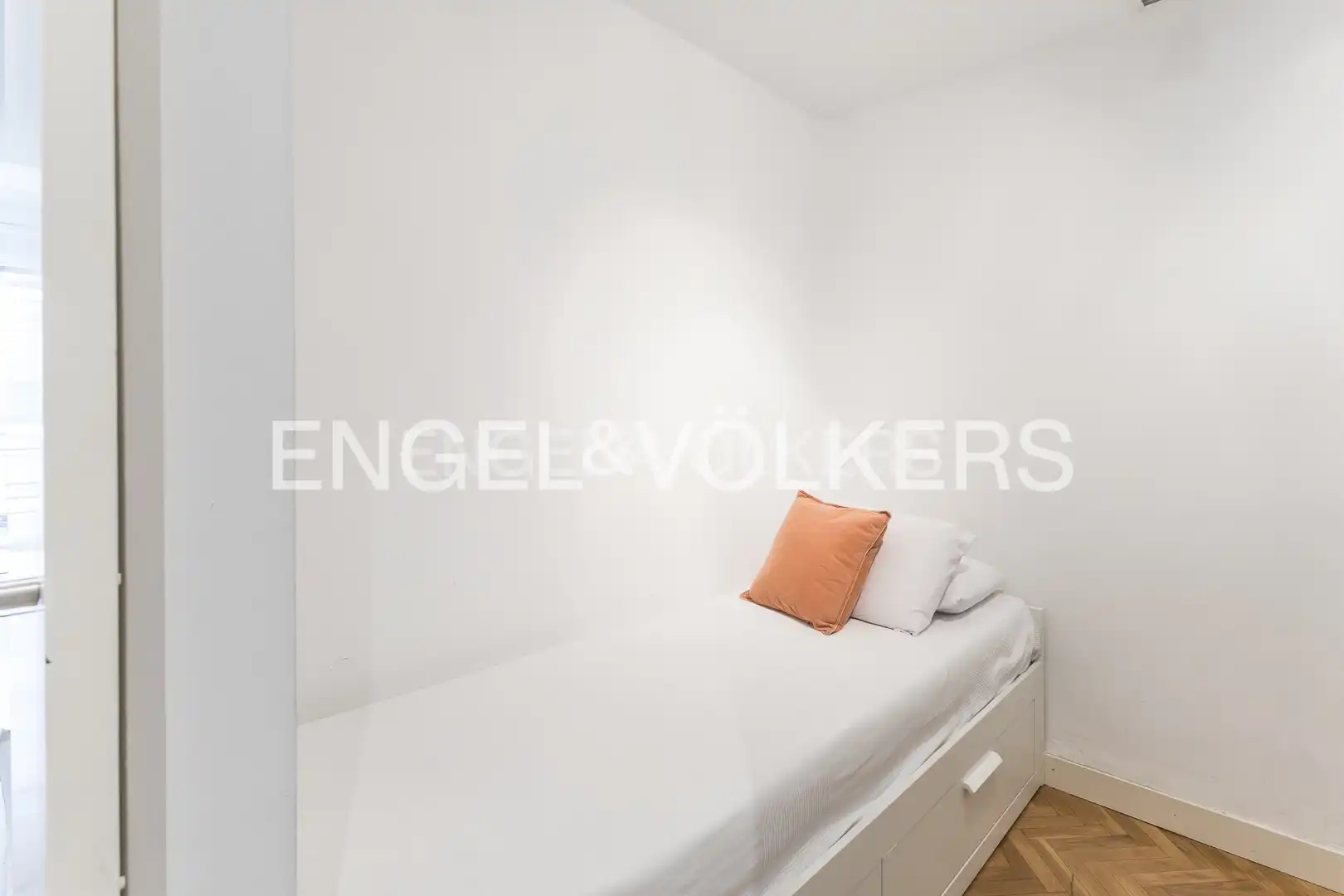 Schlafzimmer von Wohnung zur Miete in Chamberí