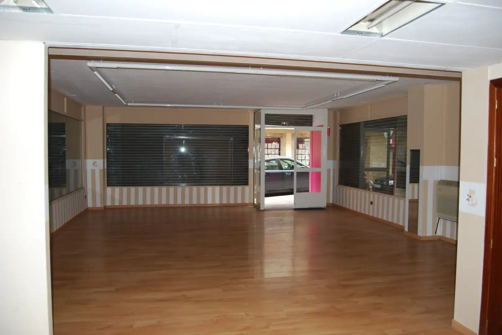 Business premises to rent in Calle Doctor Eduardo Arroyo 11, imagen 5